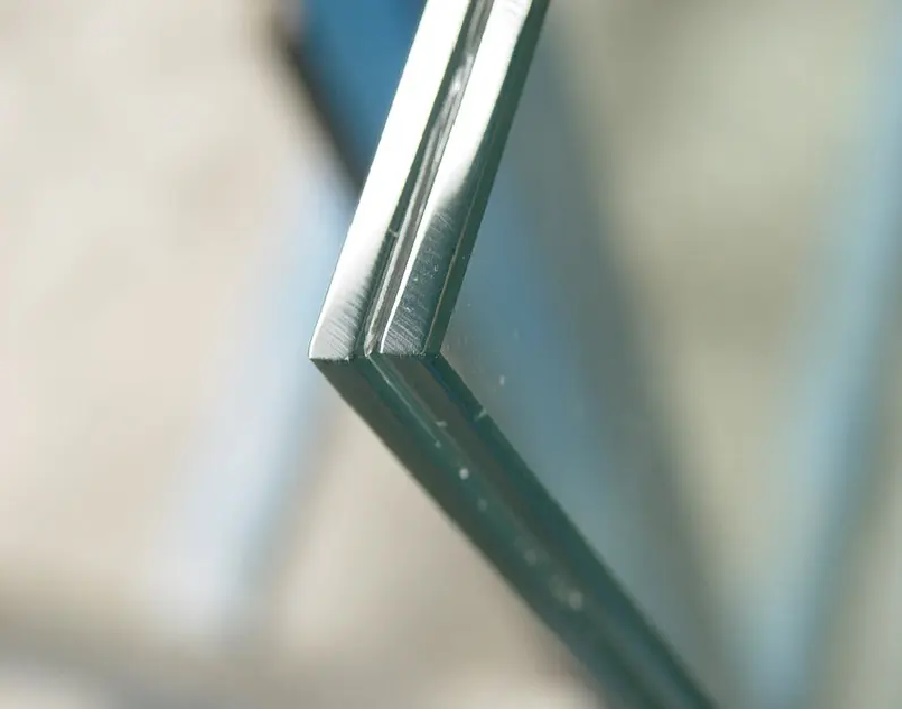 VIDRIO LAMINADO 4 + 4